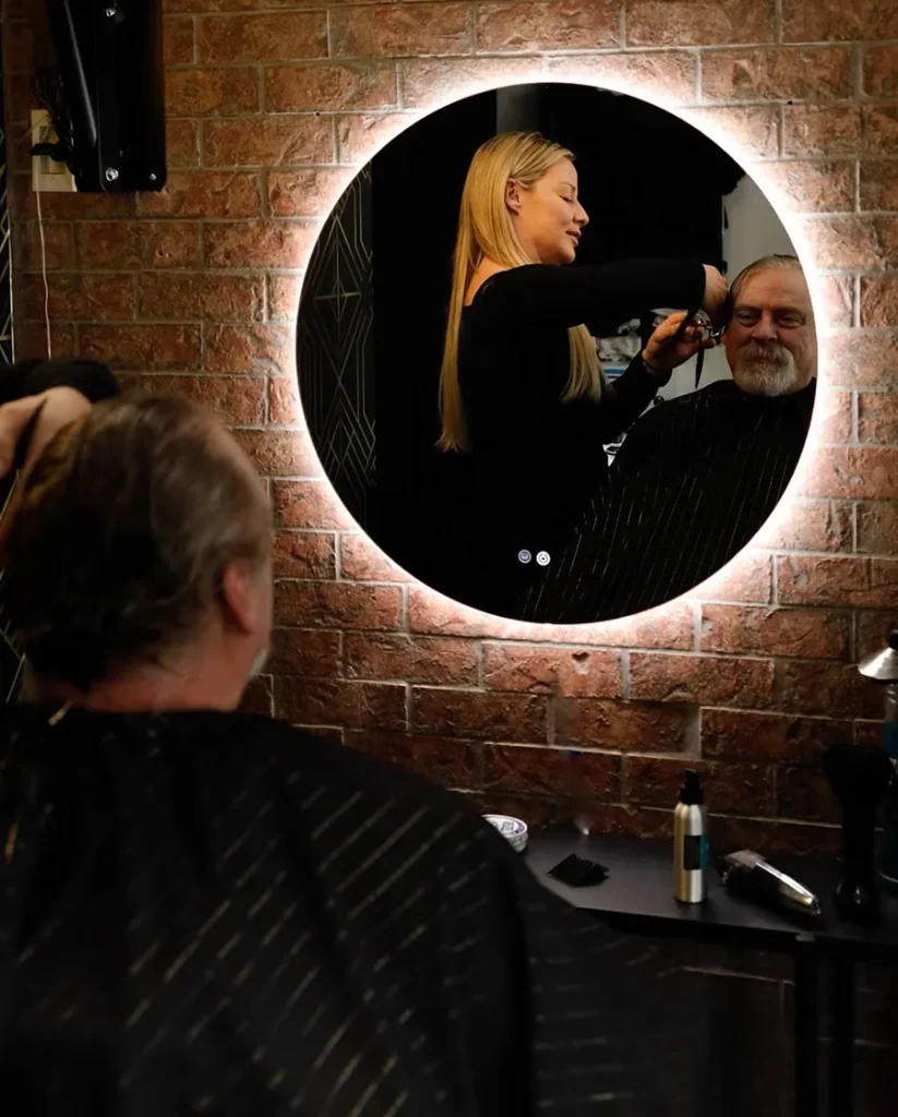 about-img